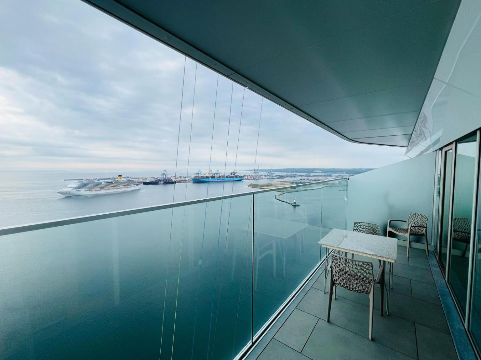 26-Etage Lejlighed Med Utrolig Havudsigt 오르후스 외부 사진